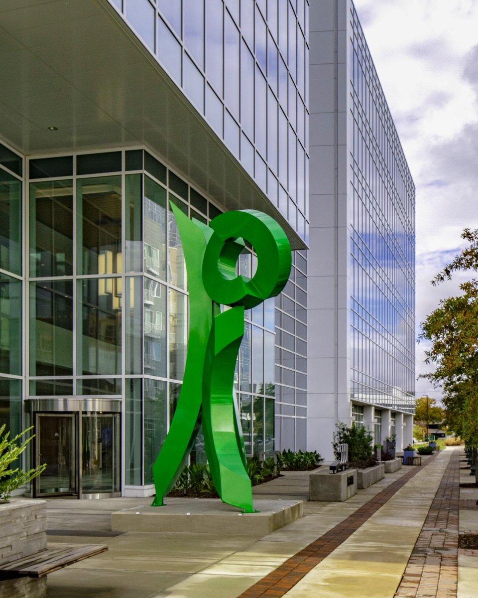 Reflecting on 2021: In November 2021, The streetscape sculpture by Rob Lorenson, Green Dragon Rhythm, was installed on the plaza at 555 Belaire. #SummitPointe #SummitPointeVa #ChesapeakeVa