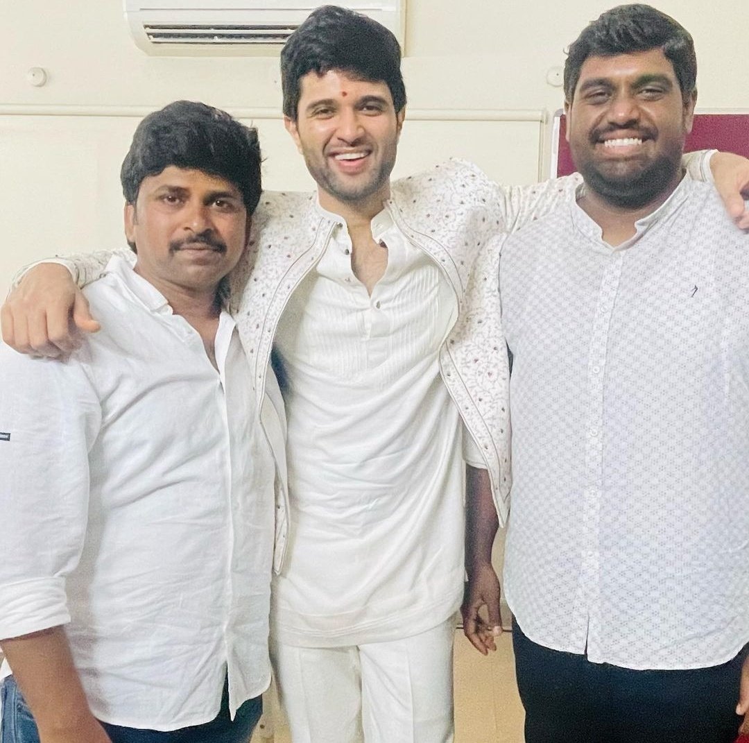 OfficialSreeNu's tweet photo. As Of Now The Best Lineup Of Upcoming Films #VijayDeverakonda ❤️‍🔥

#VD10 WITH #PuriJagannadh ( Titled as #LIGER 🥊 ) 

#VD11 with #ShivaNirvana ( 💞 )

#VD12 With #PuriJagannadh ( Titled as #JGM 🪖 )

#VD13 With #Sukumar ( 🔥 )

Many More Big Projects May Coming  🔜 🤞 https://t.co/Uu7x3npPMx