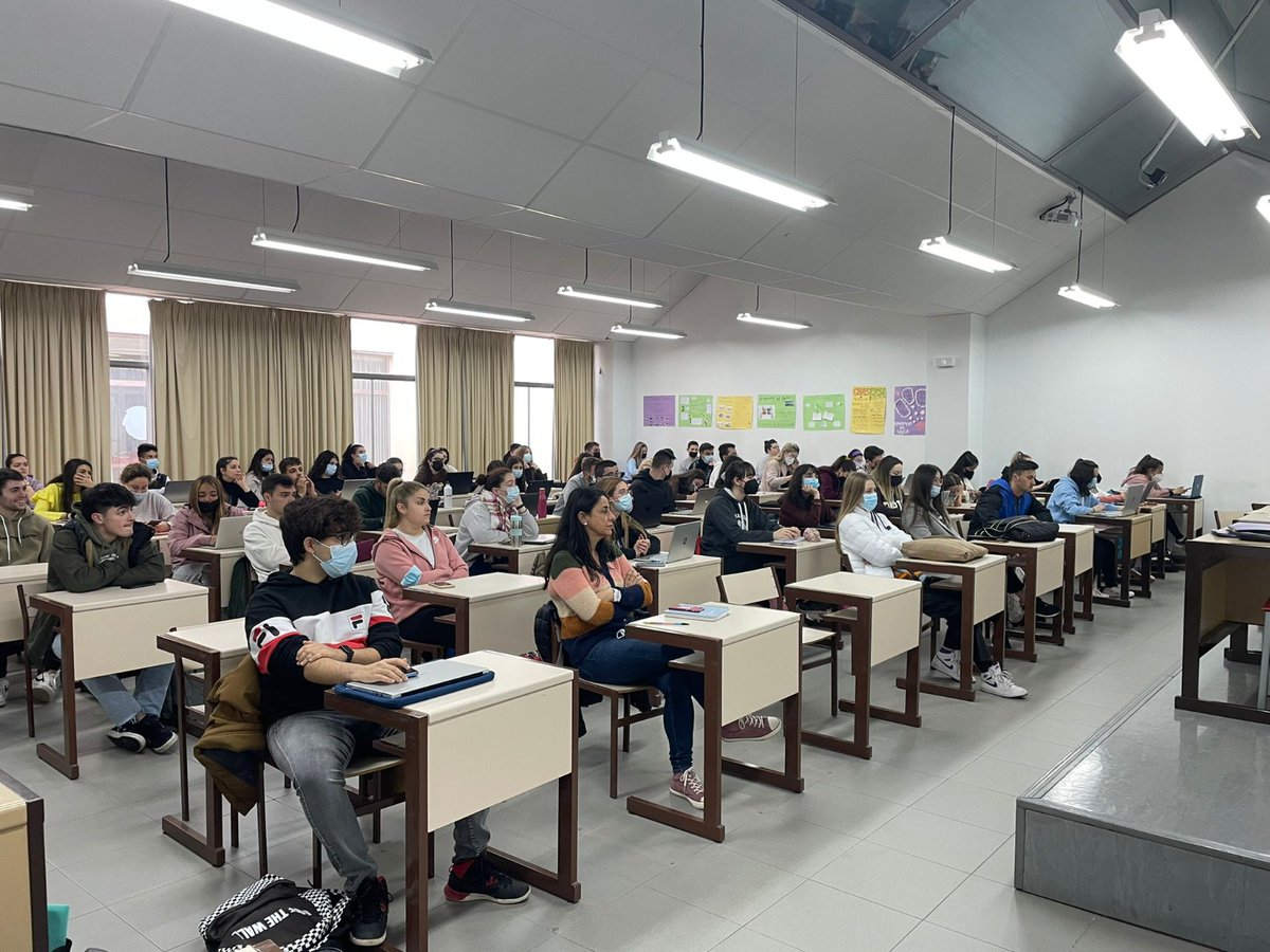 UVaPalencia's tweet photo. 📚 Hemos reflexionado sobre las necesidades y propuestas que hay que tener en cuenta en las intervenciones desde el ámbito educativo.

Más información en https://t.co/mBAfhut5kV

#campuspalencia #educacion #educacionpalencia #fedispa #encuentrosconfedispa #autismomundoazul https://t.co/dyu9IQPvdb
