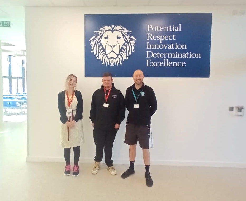 Today Harri and Lottie from HYC met with Mr Wall and @hastingsacademy Youth Council about opportunities for young people to join the Hastings Youth Council.

To find out more about HYC and how you can get involved, please visit our Facebook page 👉 facebook.com/HastingsYouthC…