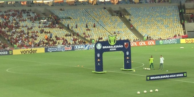 FQ3JbOvWUAIh_XP?format=jpg&name=small