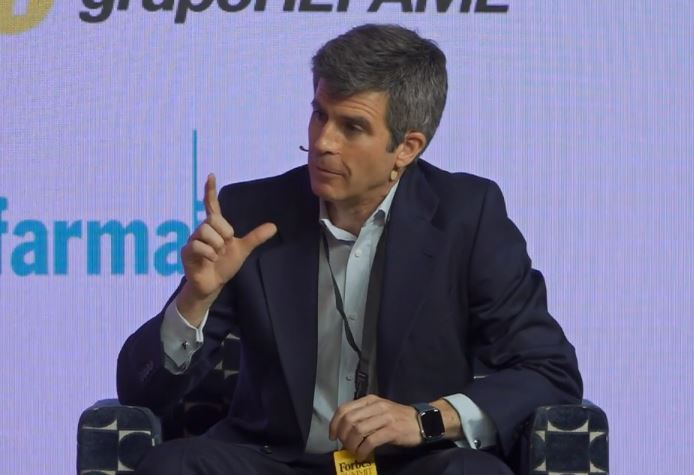Forbes_es's tweet photo. 🩺#ForbesHC
🗣️Adolfo Fernández-Valmayor, dtor de transformación y sistemas @quironsalud: "Lo que no gustaría es prevenir enfermedades más que predecirlas. No hemos invertido lo suficiente en tecnología de la información"
https://t.co/x7zwo70FOr https://t.co/efLoHqChgZ