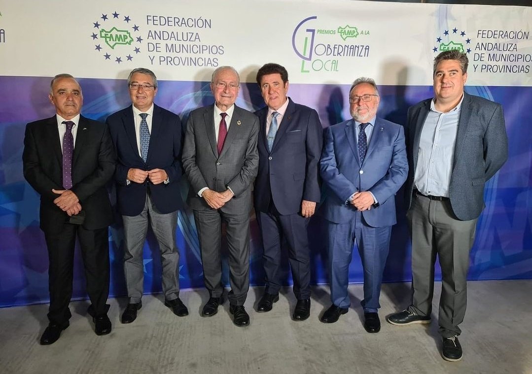 ppdiputacionmlg's tweet photo. En el dia de ayer la Federación Andaluza de Municipios y Provincias hizo entrega de los Premios de Gobernanza Local reivindicando el papel esencial del municipalismo. Enhorabuena a todos! 👏 https://t.co/hmrM5hhTXY