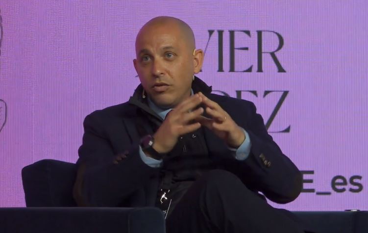 Forbes_es's tweet photo. 🩺#ForbesHC
🗣️Agustín Maciá-Barber, dtor gral @DawakoMedtech: "Necesitamos datos de calidad y para ello hace falta una cadena eficiente con la ayuda de la Inteligencia Artificial para tener un impacto en el paciente"
https://t.co/x7zwo70FOr https://t.co/vujro2ai03