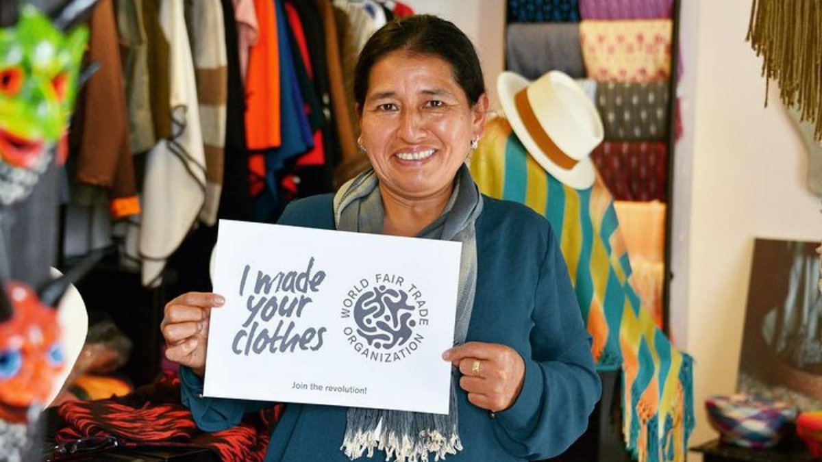 This is our #FashionRevolution!🙌
❤️Business models that respect human rights and the environment. 
❤️Fair Trade fashion brands  pioneering climate-friendly production methods 
❤️Fair Trade Enterprises built for impact
Celebrate our artisans with us! #FRW2022 #ArtisanalFashion