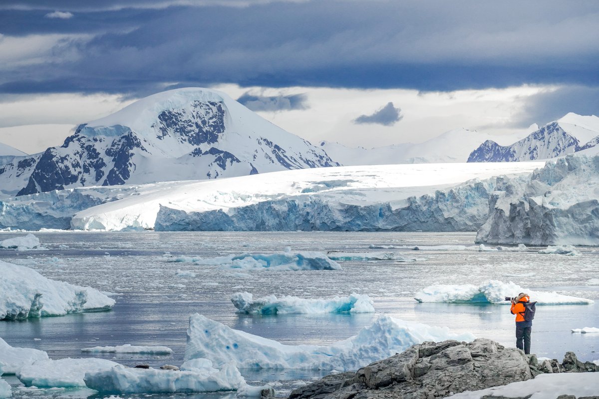 ponant_EN's tweet photo. We have 2 ways to discover #Antarctica and awaken your inner explorer for winter 2023/2024: on board our #Sisterships, or on board #LeCommandantCharcot. Our complete range of uniquely adventurous itineraries taking in the treasures of the #WhiteContinent⤵ https://t.co/CAFsZkYrXb https://t.co/Xq4QnbHDLe