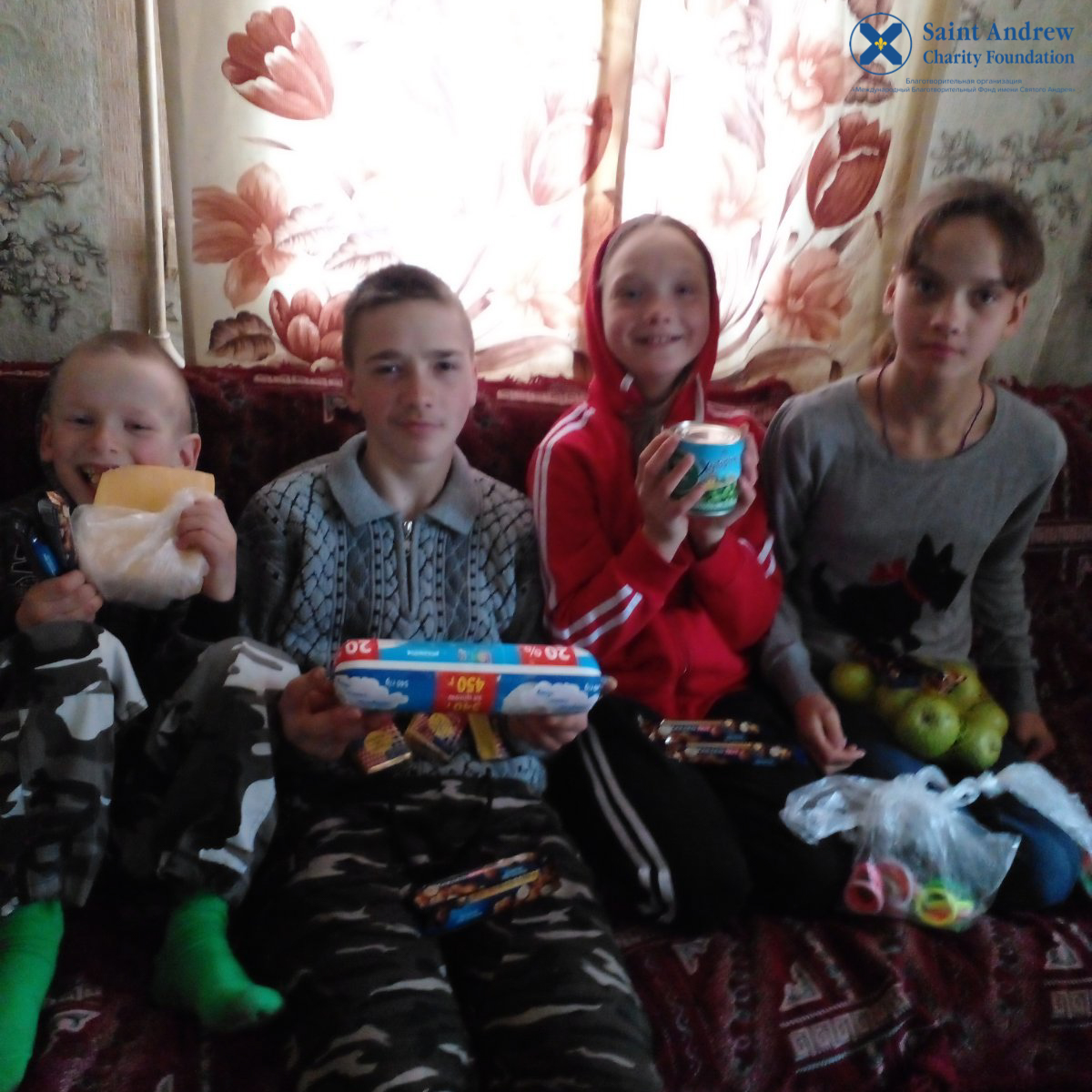 We Provide aid to children's medical centers of Ukraine, perinatal and maternity hospitals.
4,419 children who have received our assistance during Russian aggression.
Our priority is the program of medical care for injured children and humanitarian support program.
