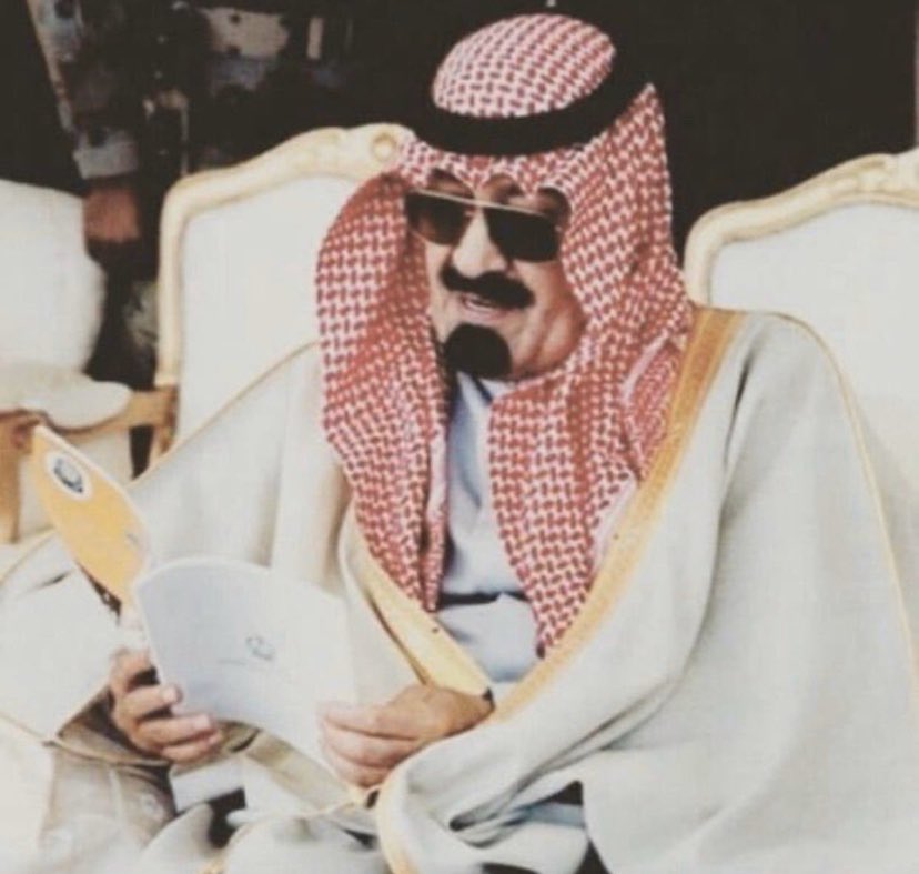 meshal85105924's tweet photo. عسى قبرك يوسَّع لك ويغفر ذنبك الغفّار
 وعسى أرضٍ بها قبرك دوم تبقى ممطورة 
#المكرمه_الملكيه https://t.co/bPxONo9EAo