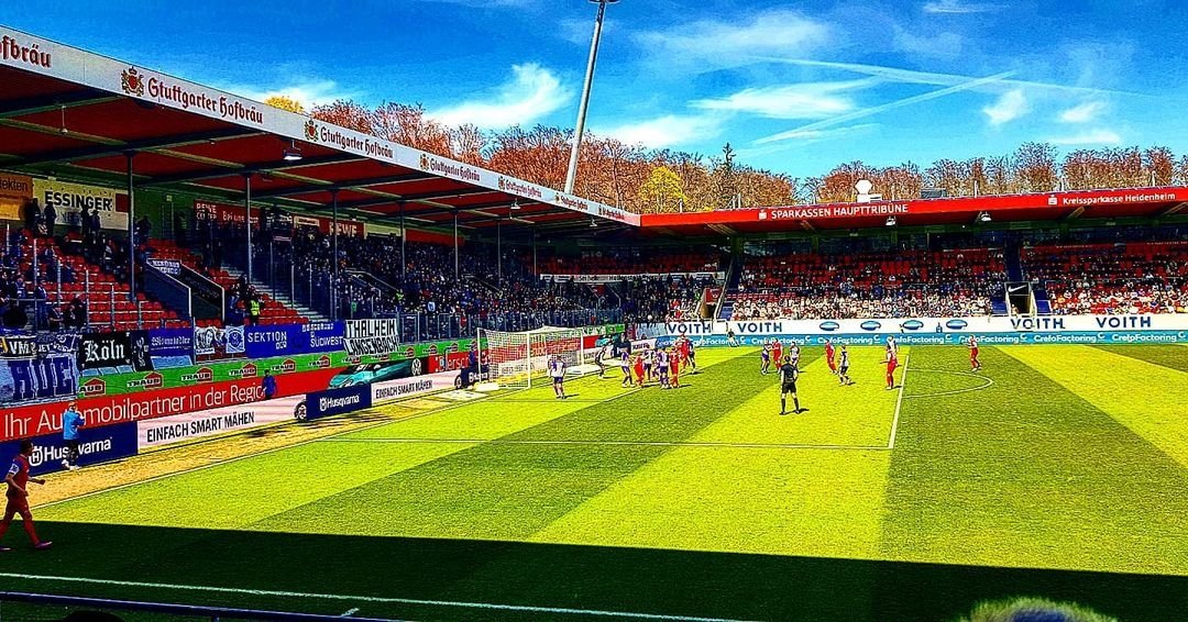 leintaeler's tweet photo. Voith-Arena - 1.FC Heidenheim 1846 - FC Erzgebirge Aue 0:2 (2. Bundesliga, 17.04.2022)
#groundhopping, #2bundesliga, #2liga, #voitharena, #hoirna, #heidenheim, #1fcheidenheim, #aue, #erzgebirgeaue, #fcerzgebirgeaue, #1fcheidenheim1846, #1fch1846, #wismutaue https://t.co/fxAYKbvfvr