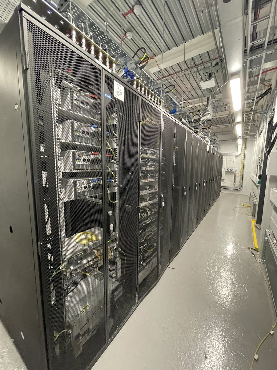 Dean Bubley tweet media