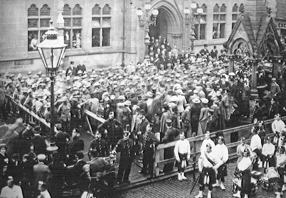 HLHArchives's tweet photo. For anyone who watched today's #LearnWithLorna on the Lovat Scouts, here is the image referred to - "The Lovat Scouts return from South Africa, 1901"
Part of the @InvMAG collection on @HighlandHistory
If you weren't able to watch live the film is at https://t.co/JcwrrdHLJk https://t.co/1tlD2MjfsS