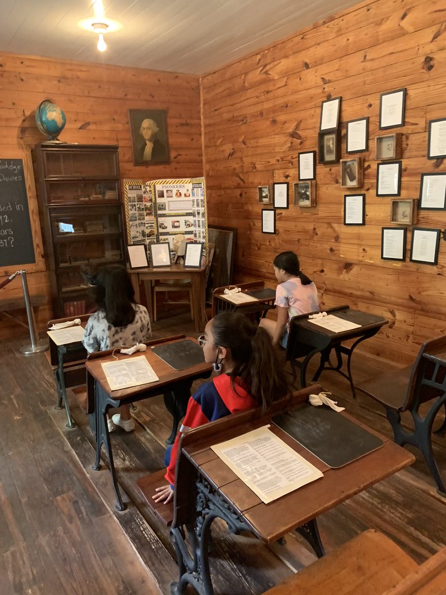 Wonderful trip to the past for our fourth graders! What an engaging hands on experience for these kiddos! They will never forget it!@ldomeaux1 <a href="/KleinISD/">Klein ISD</a> @MeaganWhiteKISD <a href="/jenny_mcgown/">Dr. Jenny McGown</a> @APKarenaJarvis