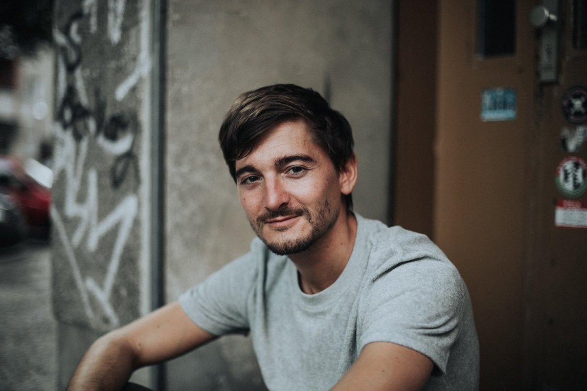 Wieder Familienzuwachs im Hause Heavy German Shit: Wir begrüßen Philipp Reinartz (<a href="/philrein/">Philipp Reinartz</a>) 🕹️

Erfahrt hier mehr über Philipp, den Gründer, Kreativen, Moderator und Autor. heavygermanshit.de/artists/philip…