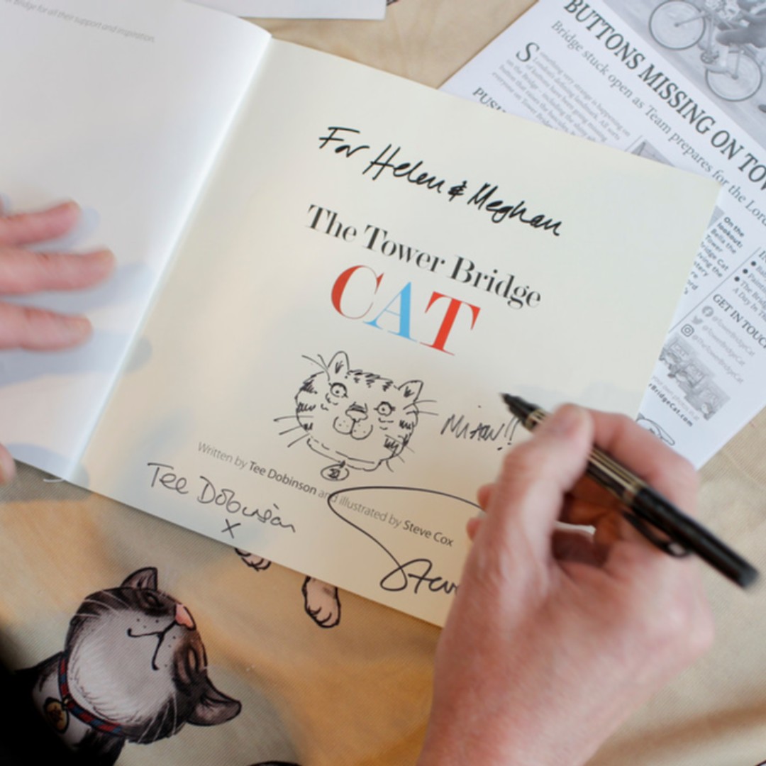 TowerBridgeCat's tweet photo. Book signings from my launch day! 

#TheTowerBridgeCat #TowerBridgeCatTrail https://t.co/ZzOqBdyWb8
