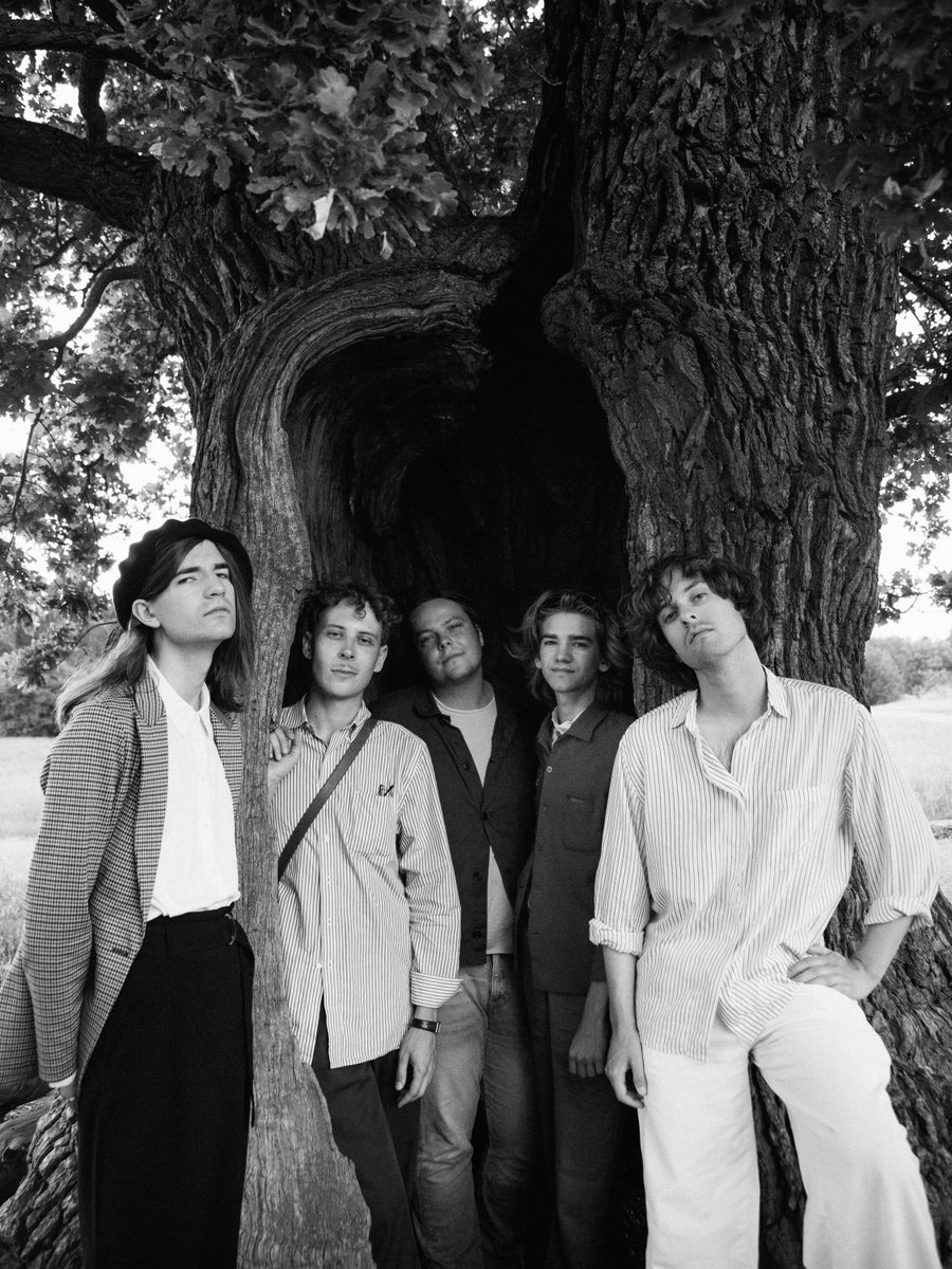 almabengtsson's tweet photo. going through my archive, this shoot is the best I've ever done, I love these boys @mama_sonic https://t.co/lRmhdItP0h