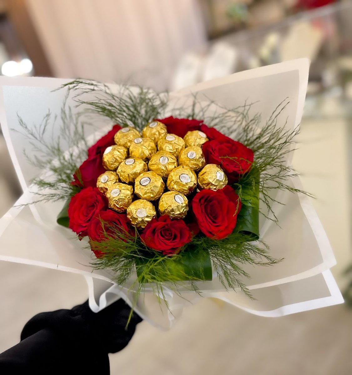 gulnar_arar's tweet photo. الهدية المفاجئة تستحق بهجتها وفرحتها، لإنّها ببساطة تتيح للإنسان الهروب من أفكاره وواقعه الذي ربّما كان فيه يعاني.
#هدايا #عرعر #العيد #هدية_العيد https://t.co/hhzB7sDucV