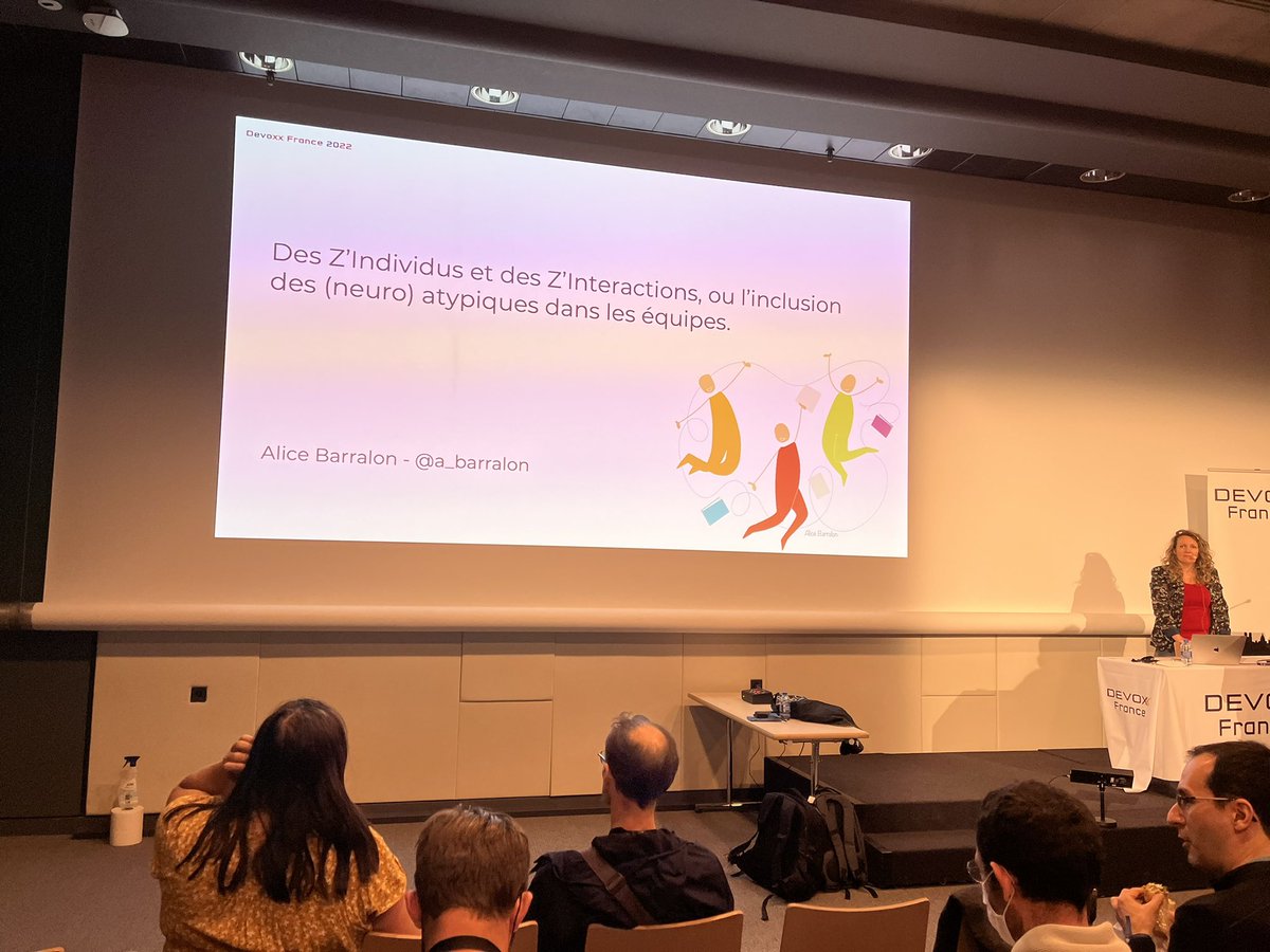 P_Ensarguet's tweet photo. Et c’est parti à @DevoxxFR pour une nouvelle session avec @a_barralon qui va nous parler des profils neuro #atypiques et leur inclusion! Super, je me sens directement concerné 😬
#LesZ https://t.co/xYwJng1Z30