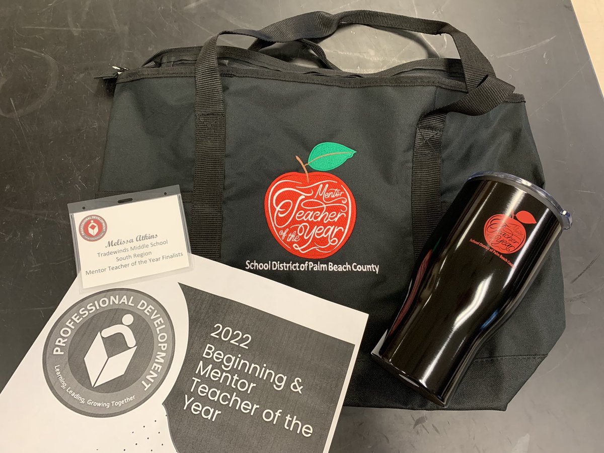 MrsAtkinsTMS's tweet photo. Thank you @pbcsd for recognizing Mentors & Beginning Teachers! Thank you @Tradewinds_Prin for support! Beautiful reception & awesome swag! Hugged a former student ❤️ & checked on @Pinejog orchid. Amazing night! Thank you @EducationFdnPBC! @licatap @southPbcsd @TradewindsMS https://t.co/NxfsDxOq9F