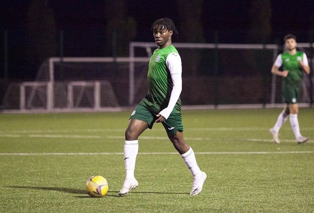 UKFS player Kanayo is smashing it for Scottish Premiership side @hibernianfootballclub 🔥 Kanayo was part of the U18 team that beat Dundee United recently! Keep up the amazing work 💪 #uk #football #schools #ukfs #soccer #academy #england #europe #privateschool #signing #Hibs