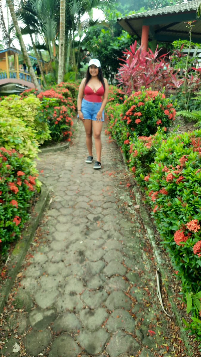 MariaBatriz4's tweet image. Mi primer amor mi hija Danielita  te amo princesa