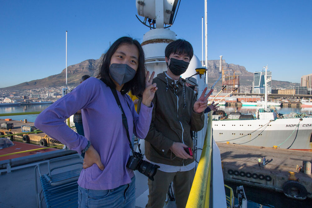JOIDES Resolution (@thejr) on Twitter photo Week 1 of the IODP Expedition 390 Photo Gallery is now available for viewing! These images capture our departure from Cape Town on 12 April, the core lab, and our first birthday celebration! #EXP390 #NSFfunded iodp.tamu.edu/scienceops/gal⦠(photo credit: Sandra Herrmann, <a href="/JRSO_IODP/">IODP at Texas A&M</a>) Week 1 of the IODP Expedition 390 Photo Gallery is now available for viewing! These images capture our departure from Cape Town on 12 April, the core lab, and our first birthday celebration! #EXP390 #NSFfunded iodp.tamu.edu/scienceops/gal⦠(photo credit: Sandra Herrmann, <a href="/JRSO_IODP/">IODP at Texas A&M</a>)
