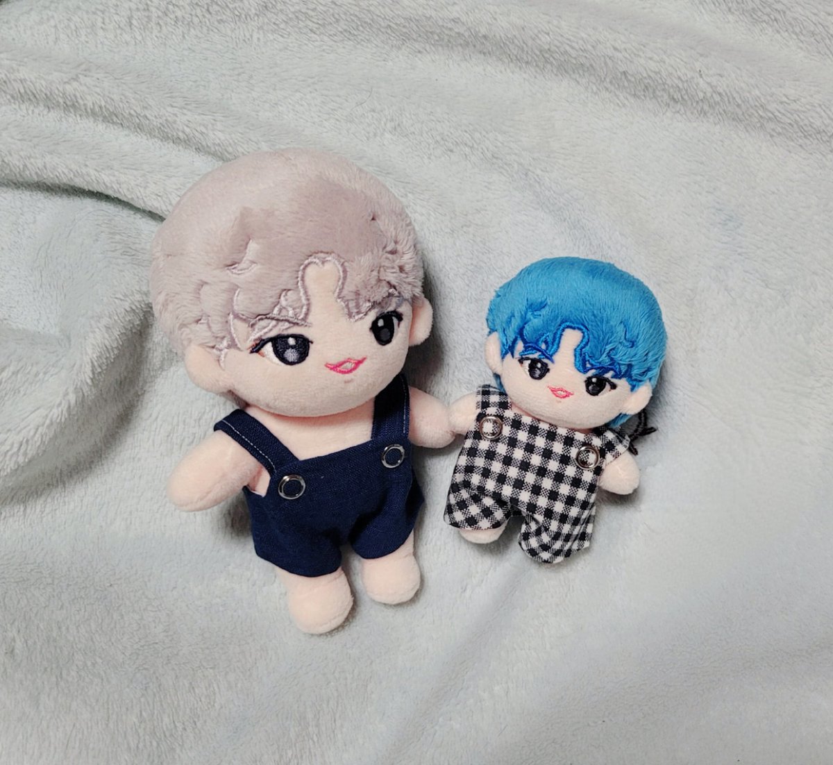 baebaenae_som's tweet photo. 아 쪼꼬미 뽀고니
근데 나 10cm 옷이 전혀 없네 우짜지
ㅋㅋㅋㅋ https://t.co/03d15yQ1UV