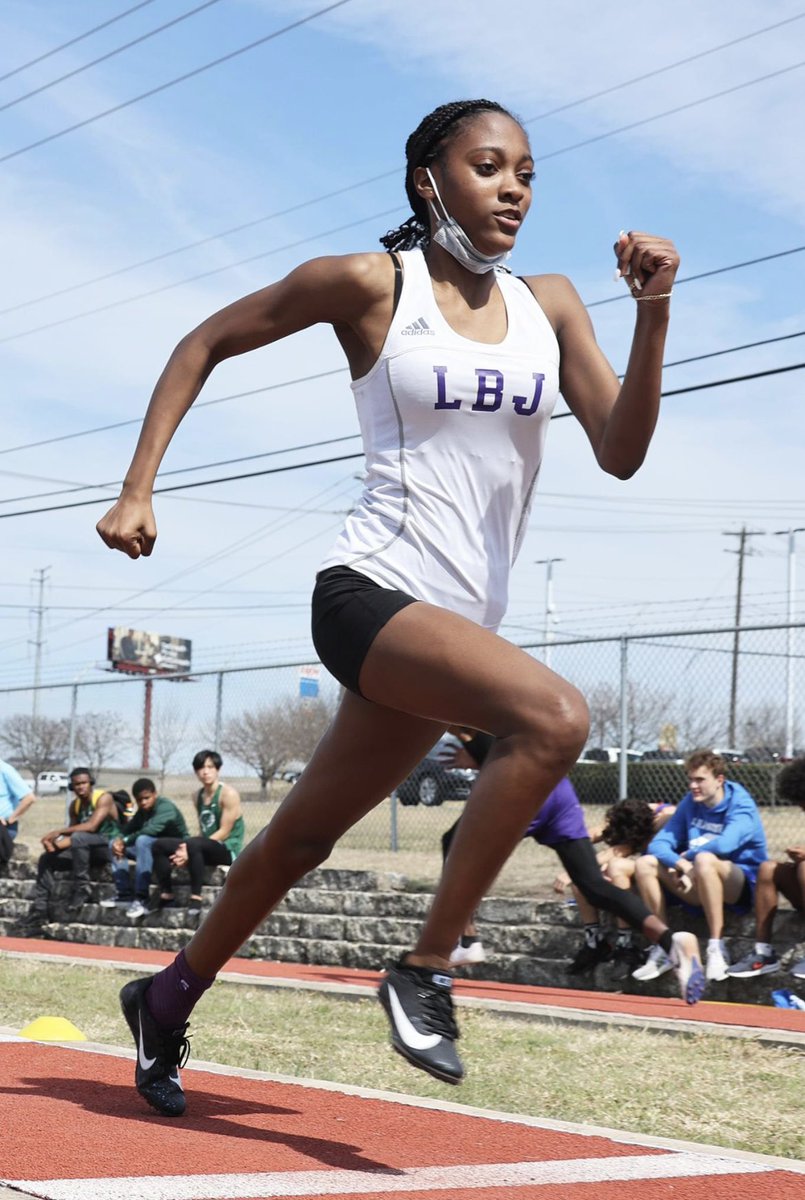 LBJTxF's tweet photo. Area Championship today! Let’s get it. #RunFast #JumpLong @LBJSports https://t.co/JNyafooaXa