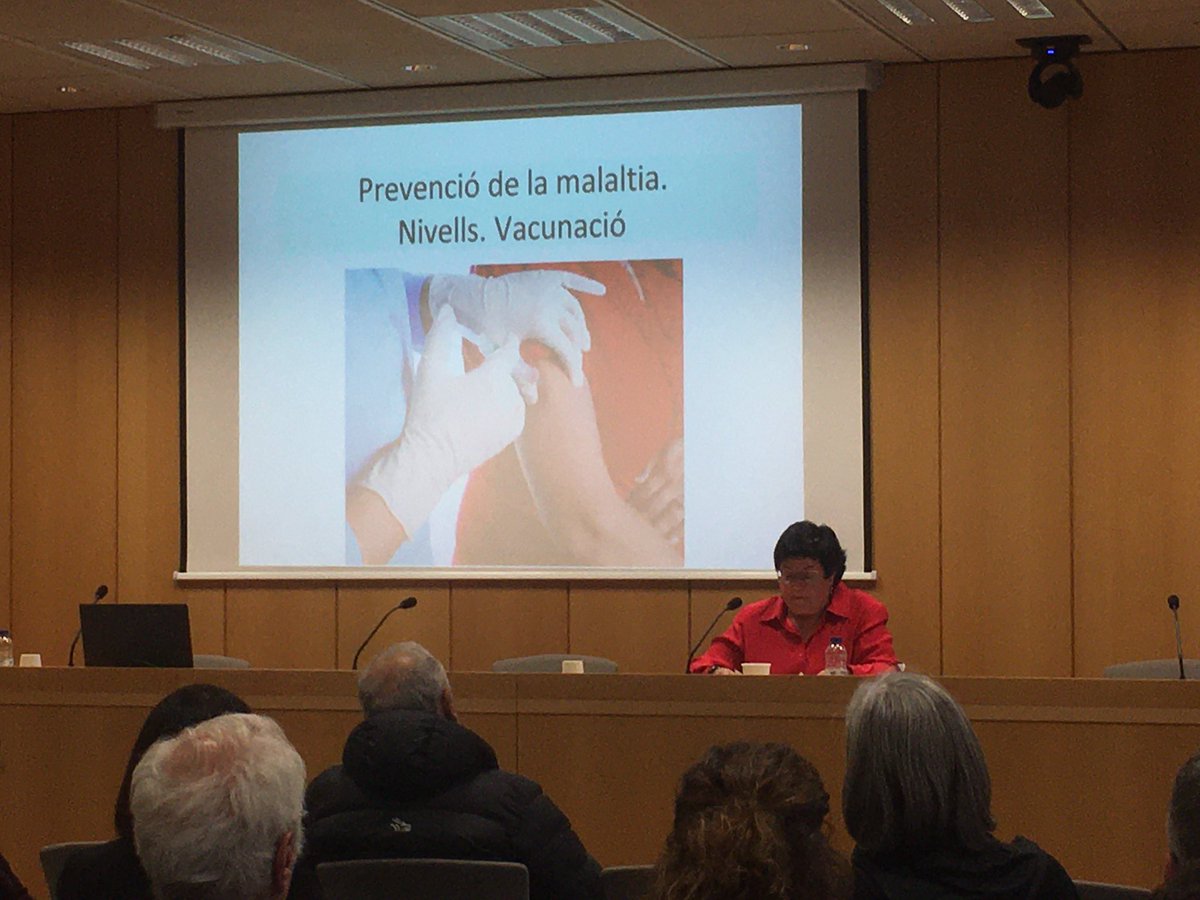 Un plaer acompanyar a la <a href="/MontseValls/">Montse Valls</a> a la seva lliçó de jubilació!!! <a href="/uvic_ucc/">UVic-UCC</a> <a href="/UVic_FCSB/">Facultat de Ciències de la Salut i el Benestar</a>