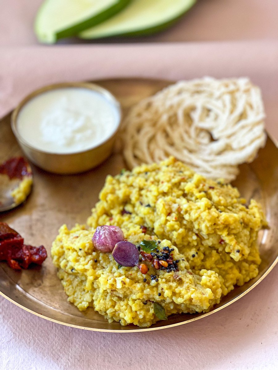 monikamanchanda's tweet photo. #NeeRecipe Raw mango khichdi is the summer favourite at home (and yes it works with cauli rice too, also with millets/red rice)
Recipe here on Instagram https://t.co/so46zzzeyO https://t.co/Wjv2vPxsys