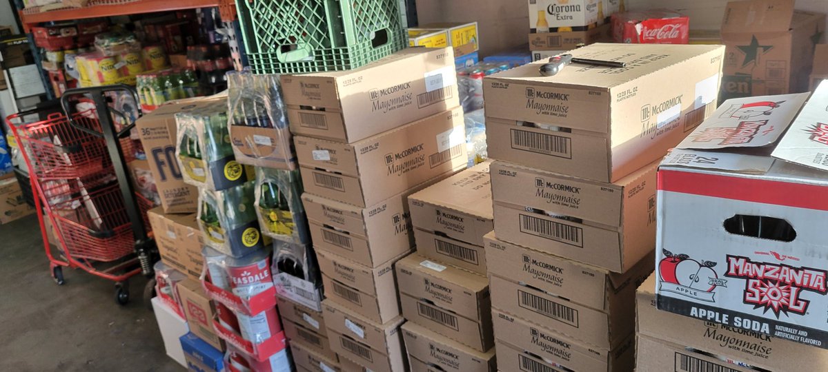 TweakX's tweet image. This is the biggest thing I fucking hate about my job. This is one of my problem stores. I&apos;m always having to move shit to even do my job. This is the absolute worst I&apos;ve had to deal with. Oh and my partner for the day called out. Yay me -.- #timeforanewjob