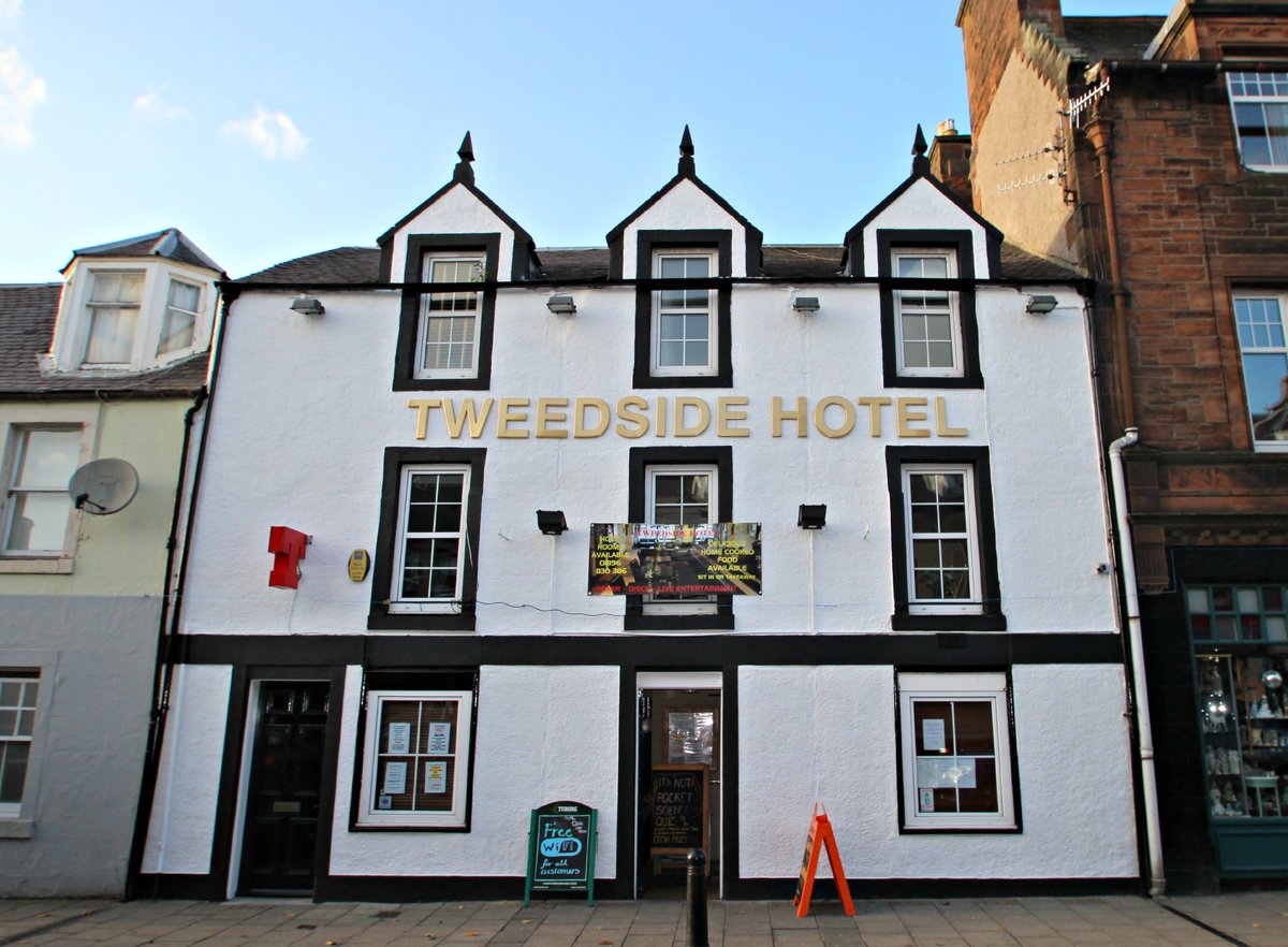 CCLProperty's tweet photo. NEW TO MARKET! - High Street, Innerleithen -  £299950.

https://t.co/34tsqINnDF https://t.co/POZ2WNcU7o