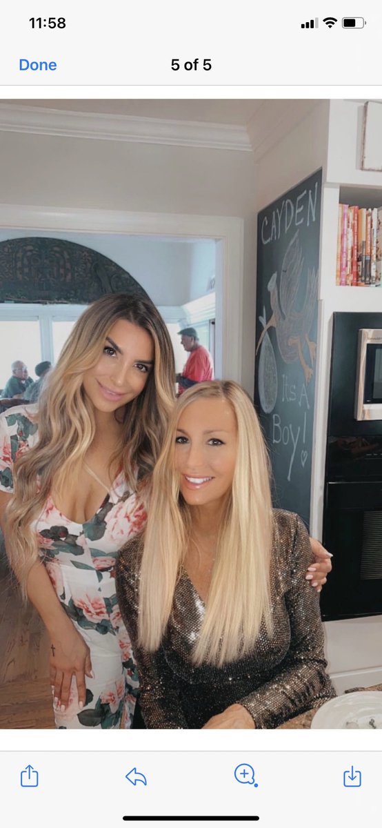 ShadyGirlChef's tweet photo. Mother daughter time. Holidays are always special when you share it with family. #MotherDaughter #EasterSunday #FamilyTime #Shadygirlchef #Holidays #Family https://t.co/IjeBScQyqU