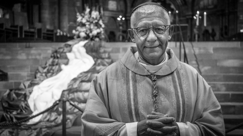 MagLincorrect's tweet photo. 🔴 En annonçant qu'il voterait pour Emmanuel #Macron, l’archevêque de Strasbourg Mgr Luc Ravel a provoqué une vive polémique dans le monde catholique👇
À lire ici : https://t.co/oeqskFT5sR https://t.co/XZZVgJS2Zw