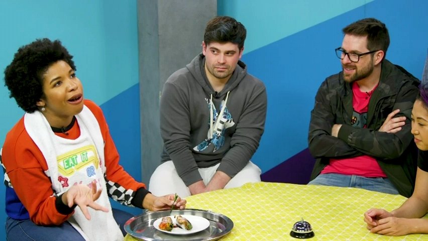 SmoshRewind's tweet photo. Today on @smosh: Apr 21, 2020

Smosh Pit upload "Eat It Or Yeet It #13 Vegan Taste Test". Eat It Or Yeet It is back and we're gonna find out if vegan food can actually be good! https://t.co/CgEd3Qmy72