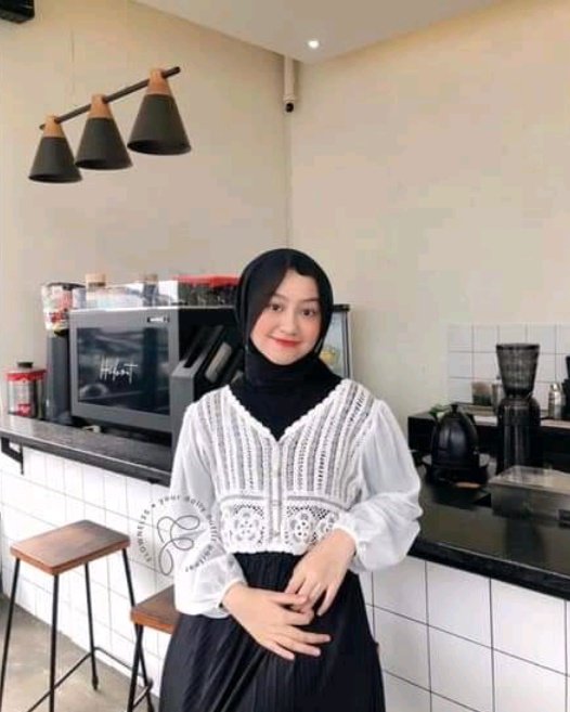 Hcloew's tweet photo. Blouse buat lebaran
https://t.co/oavf5BB4Vy https://t.co/gkRwa7oT0D