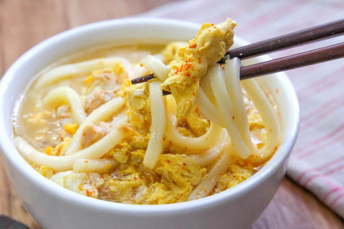 ツナ缶×うどんの組み合わせがよく合いそう！とっても美味しそうな「うどん」レシピ！