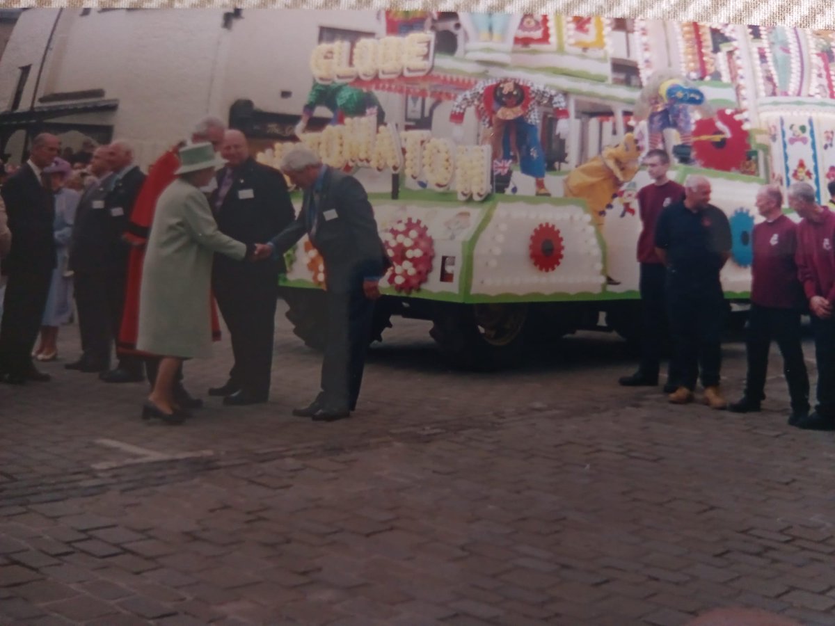 Happy Birthday, Queenie. 96 years young 👑

All this fuss about going to London to see the Queen, she came to visit us!