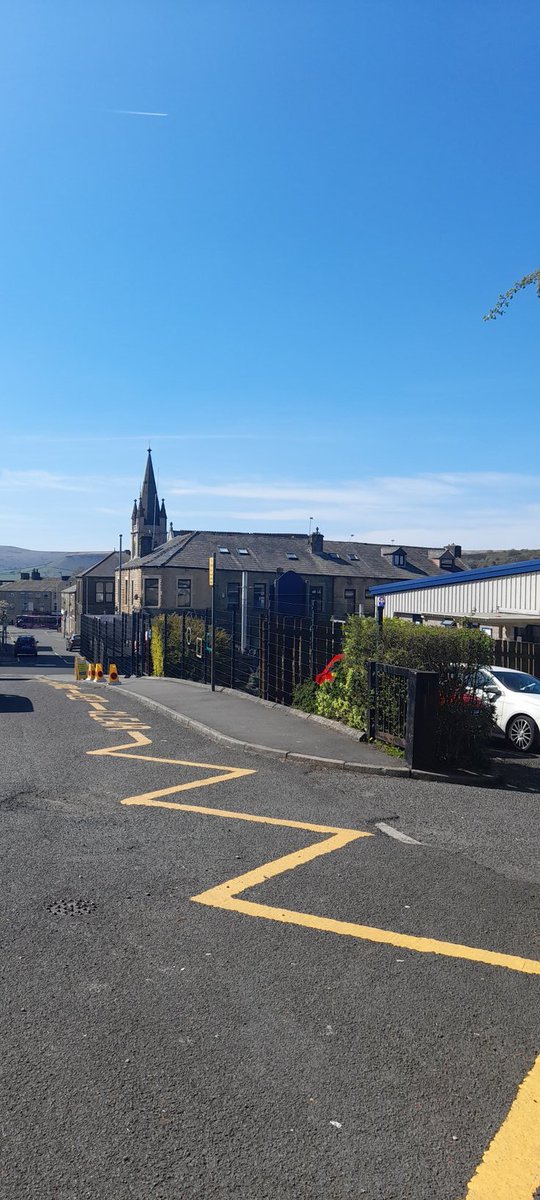 haslingden2040's tweet photo. Great chat with #StJamesPrimary about a exciting workshop and assembly with the #ExtraordinaryVictorians in July https://t.co/uBHGm6zS17