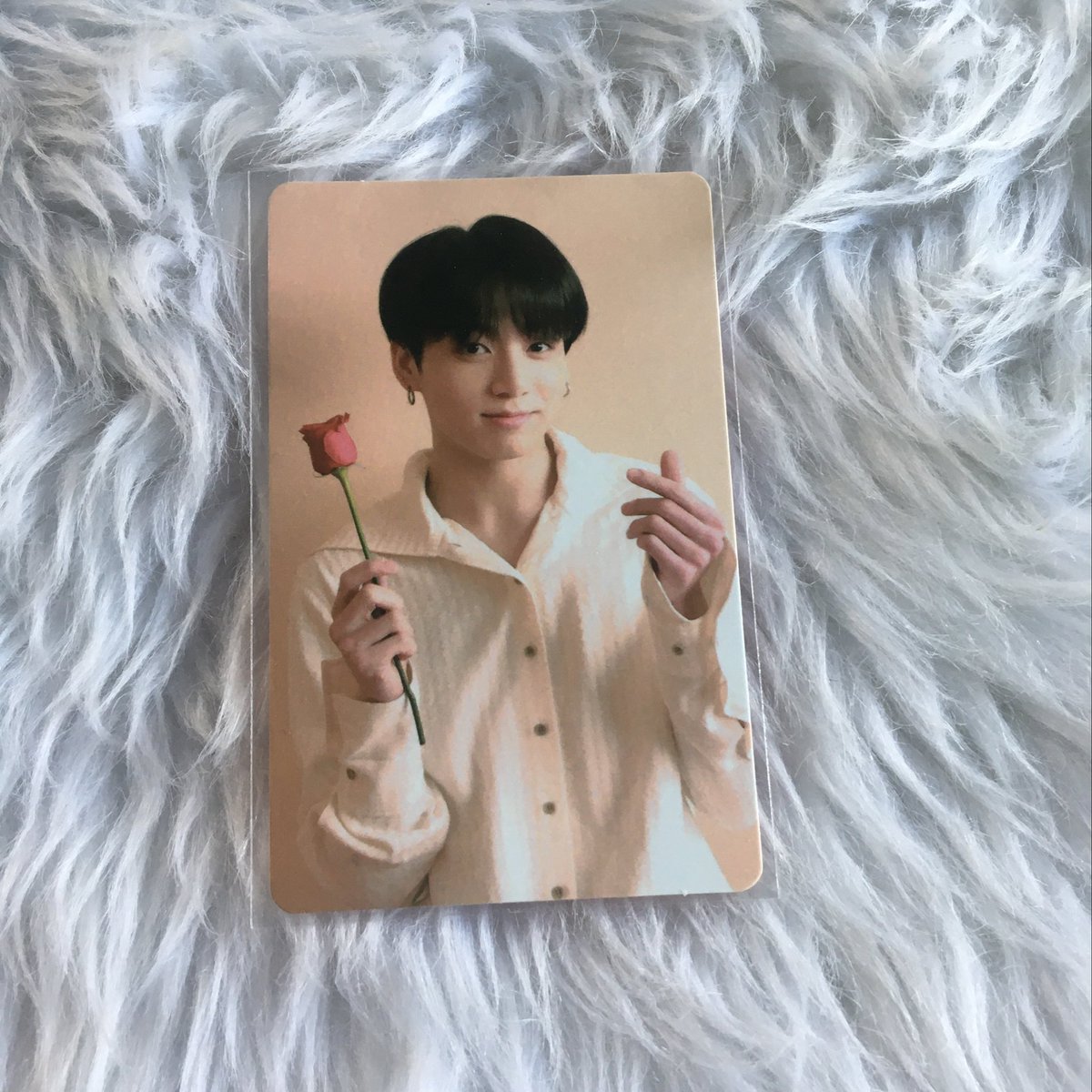 erijeon's tweet photo. — #erisells 
➳ ꒰ WTS LFB JK MEMO19 + RM PERSONA V2 ꒱

• Php 2,950  
• both mint condi 
•dop: 50% payo, 50% april 30
•will send vid condi after claiming

comment mine or dm me

tags jungkook memories of 2019 dvd pc ph https://t.co/hMRZ01Cpvx