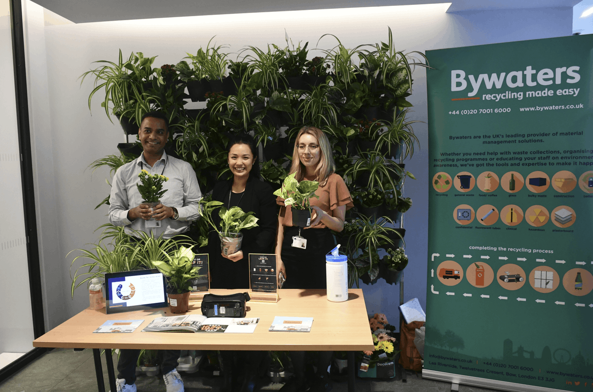 BywatersUK's tweet photo. With Earth day coming tomorrow, we're celebrating it early by installing a green wall at @22bishopsgate. The green wall has various plants perfect for the office or your home that can be won by beating our #takeitorleafit quiz! #waste #wastemanagement #sustainable #earthday https://t.co/QeFDeTn8Vo