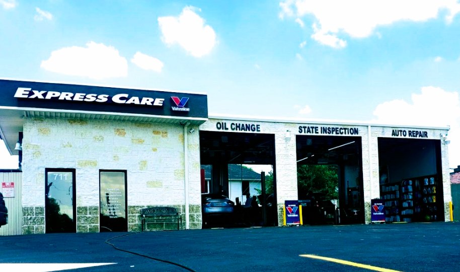 SamstoneAuto's tweet image. Tami B. on Google raves... "Wow! What great customer service! I can't say enough about the staff and service they provided! They aren't the closest to where I live, but I'll go there every time."  #Mechanic #Plano bit.ly/3mt6jdC