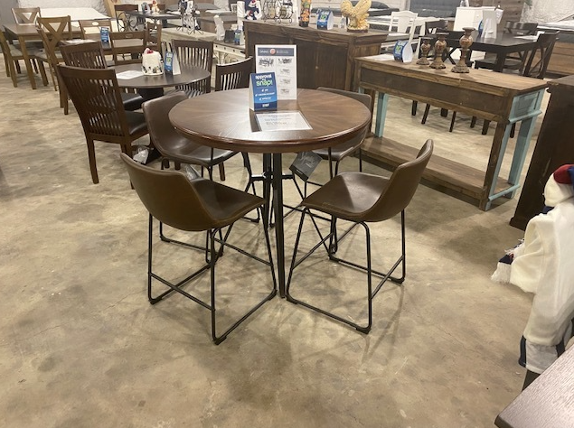 Ordinary furniture discount stores carry names you don't know. We carry a large variety of America's most popular brands including: Ashley, Signature Design, Benchcraft, Standard, Franklin, Largo, Catnapper, Jackson and more!  #TaxSeasonSale #KitchenSets Texas-Discount-Furniture.com