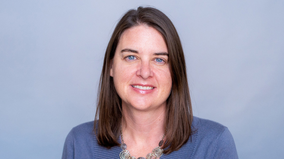 👏 Kudos, @UABGIM @ekdsnyder for winning the Southern Society of General Internal Medicine in 'Leadership in GIM' Award in recognition of her leadership in academic medicine, including clinical, educational, research, and administrative efforts.