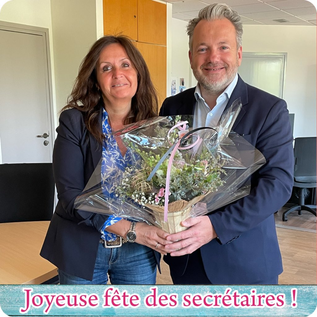Ce jeudi 21 avril, c'est la La fête des Secrétaires et des assistant-es!
Marie est simplement formidable d'intelligence et de bienveillance. Cette journée est une journée de plus pour lui dire un grand #MERCI ! 🙏
#fetedessecretaires