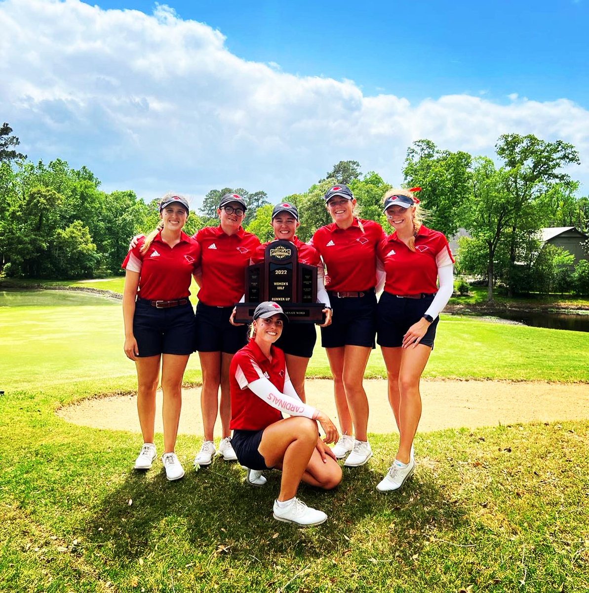 lilyhirst_golf's tweet photo. Runners up @ conference this week for the #original5 🤍 https://t.co/UrqkH5cUxR