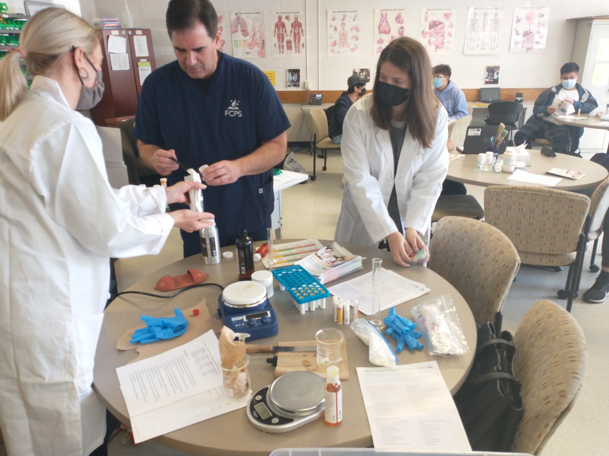 fcacad's tweet image. We are so grateful to have Katie and Taylor from AACP speak to our Pharmacy Tech students about all the career opportunities within the field of Pharmacy.  @AACPharmacy @FCPS_CTE