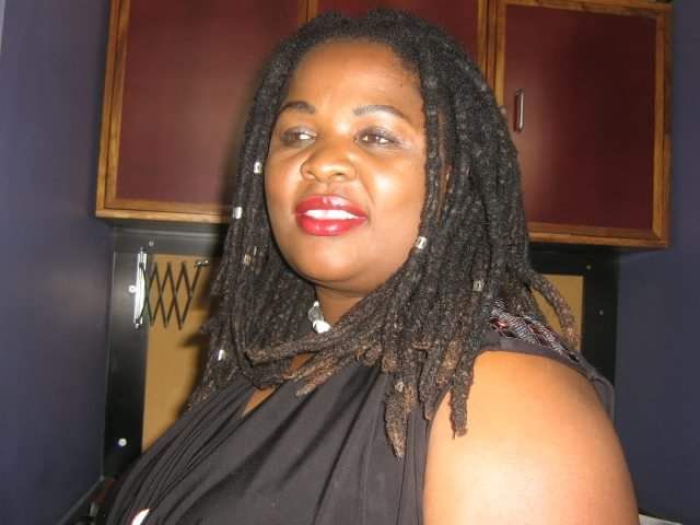 ¿Quiénes suscriben nuestra iniciativa?

JANET MUNAKAMWE | Investigadora, activista feminista y líder sindical africana. Es profesora invitada en el Wits Mining Institute y fundadora de African Diaspora Workers Network. 

#Solidaridad11j
#AmnistiaYa