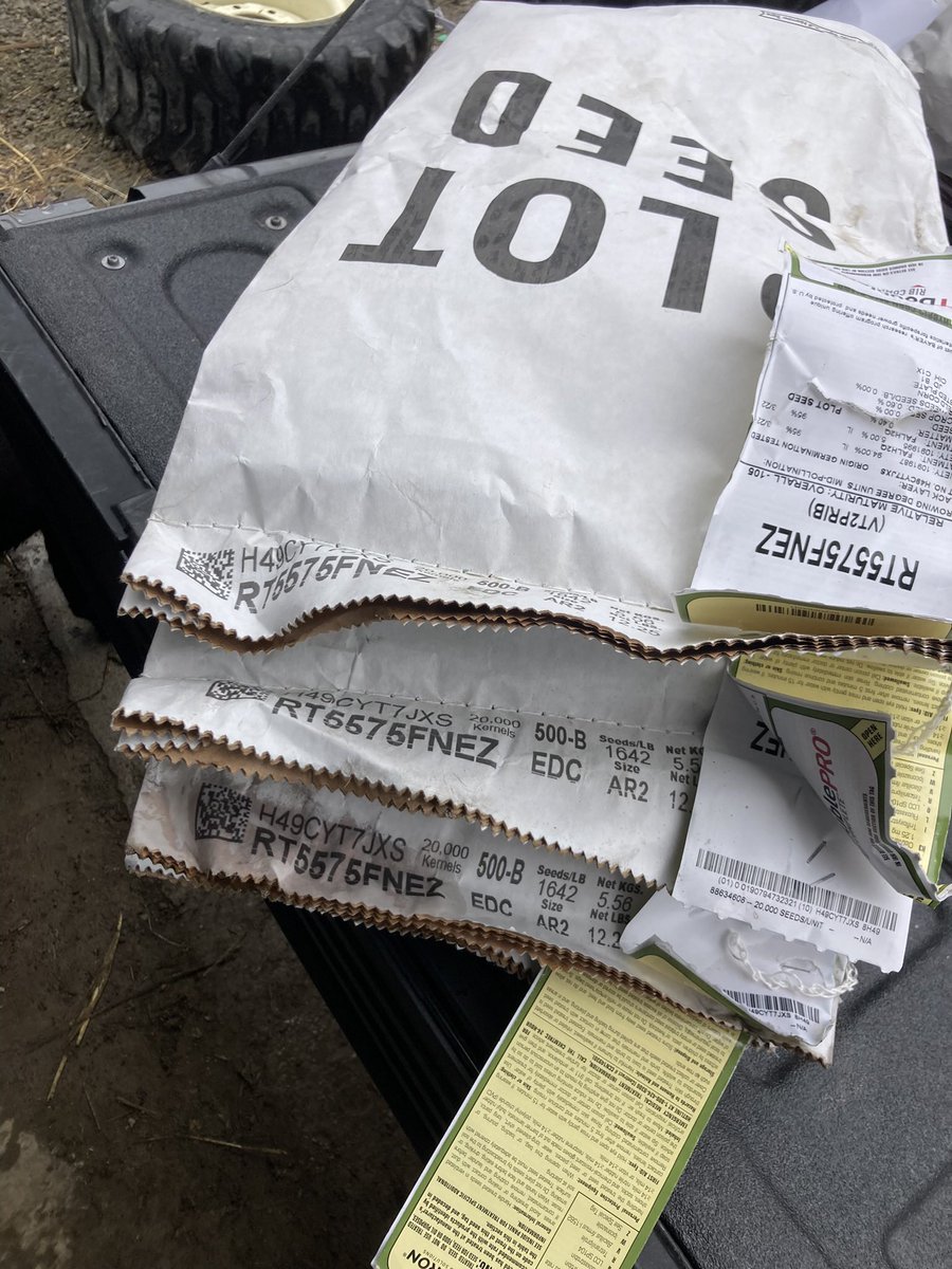 KatieForro's tweet image. Smart Corn is coming to @Channel_Indiana! Keep an eye out for shorter corn 🌽