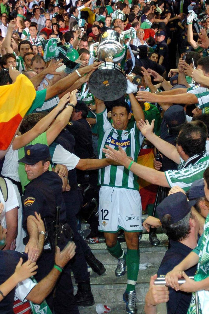 RealBetis's tweet photo. 🏆💚🙌

𝐋𝐀 𝐐𝐔𝐄𝐑𝐄𝐌𝐎𝐒.

#BetisAlé https://t.co/LjAlnZRGgv