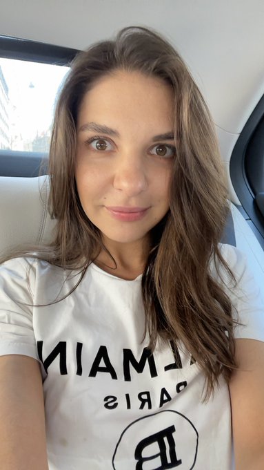 Kissessssss😘😘😘😘 https://t.co/OBS5ejfsXf<a href="/tag/seethru"class="tags"><span>#seethru</span></a>